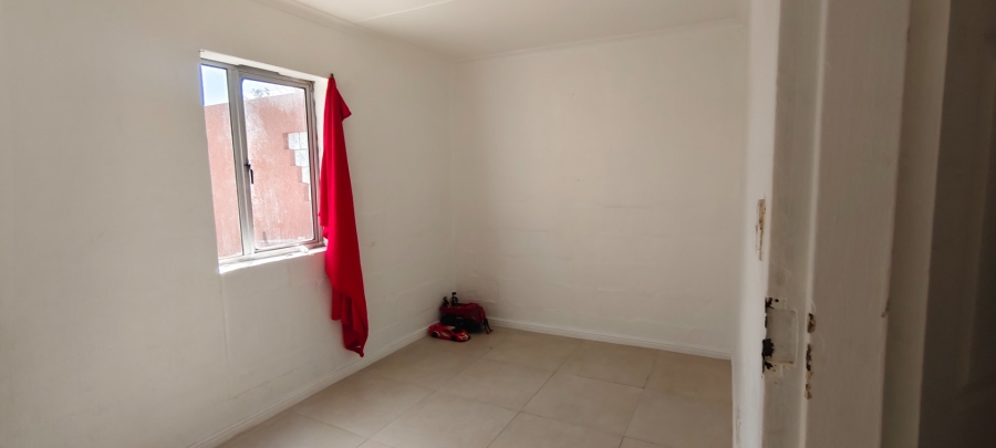5 Bedroom Property for Sale in Westridge Western Cape